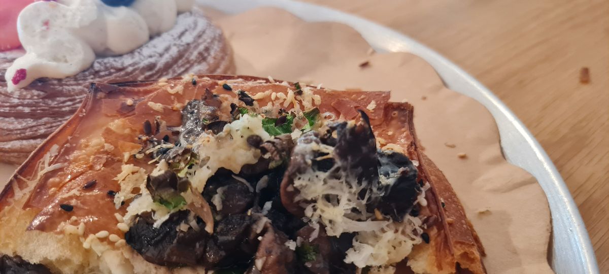 PâTe & Puff